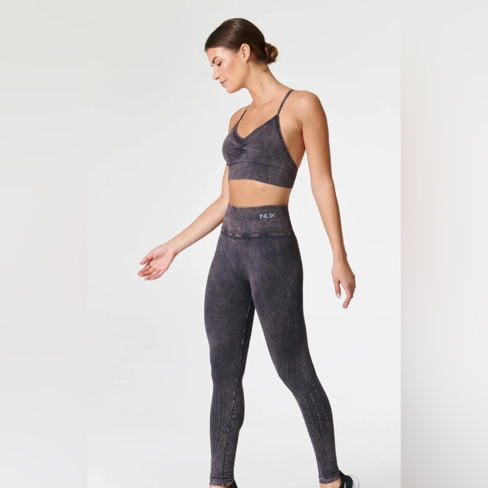 NUX Mineral Wash Workout Set